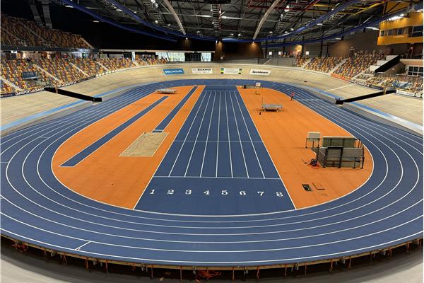 Aménagement piste d'athlétisme en MONDO - Sportinfrabouw NV